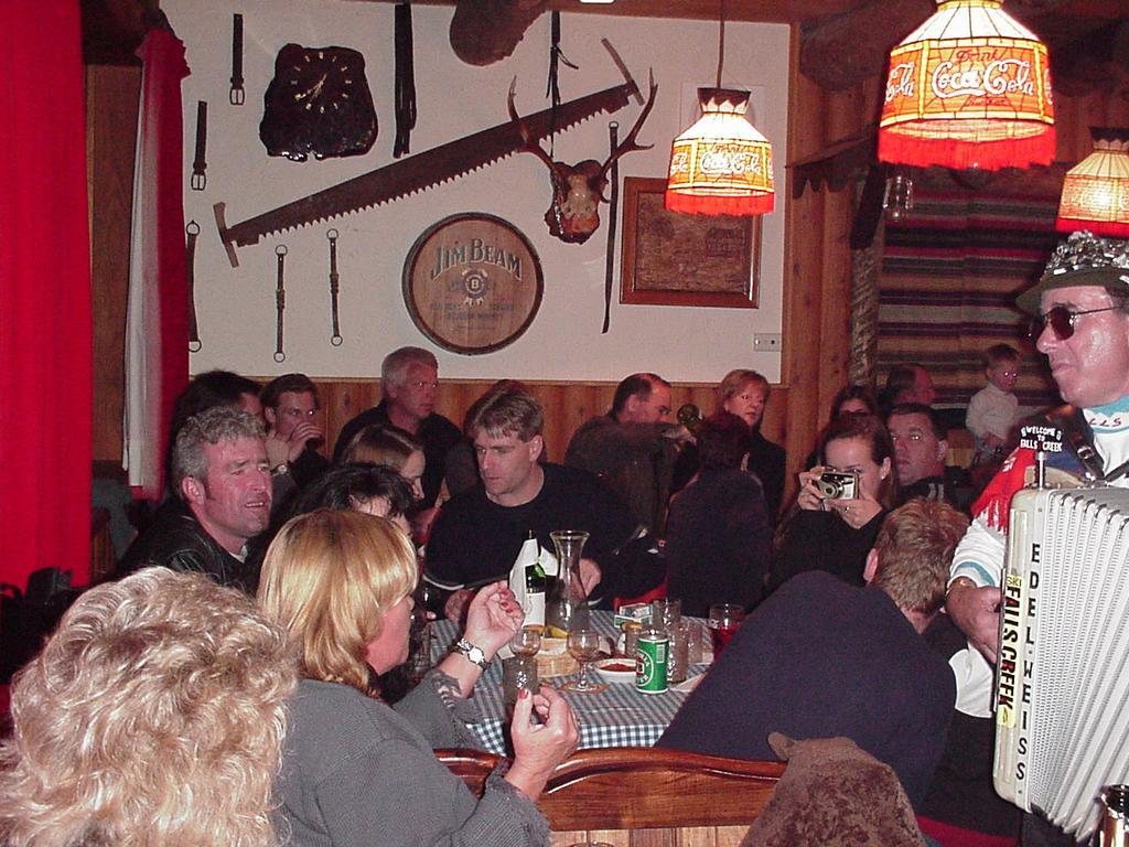 Karelia Alpine Lodge *